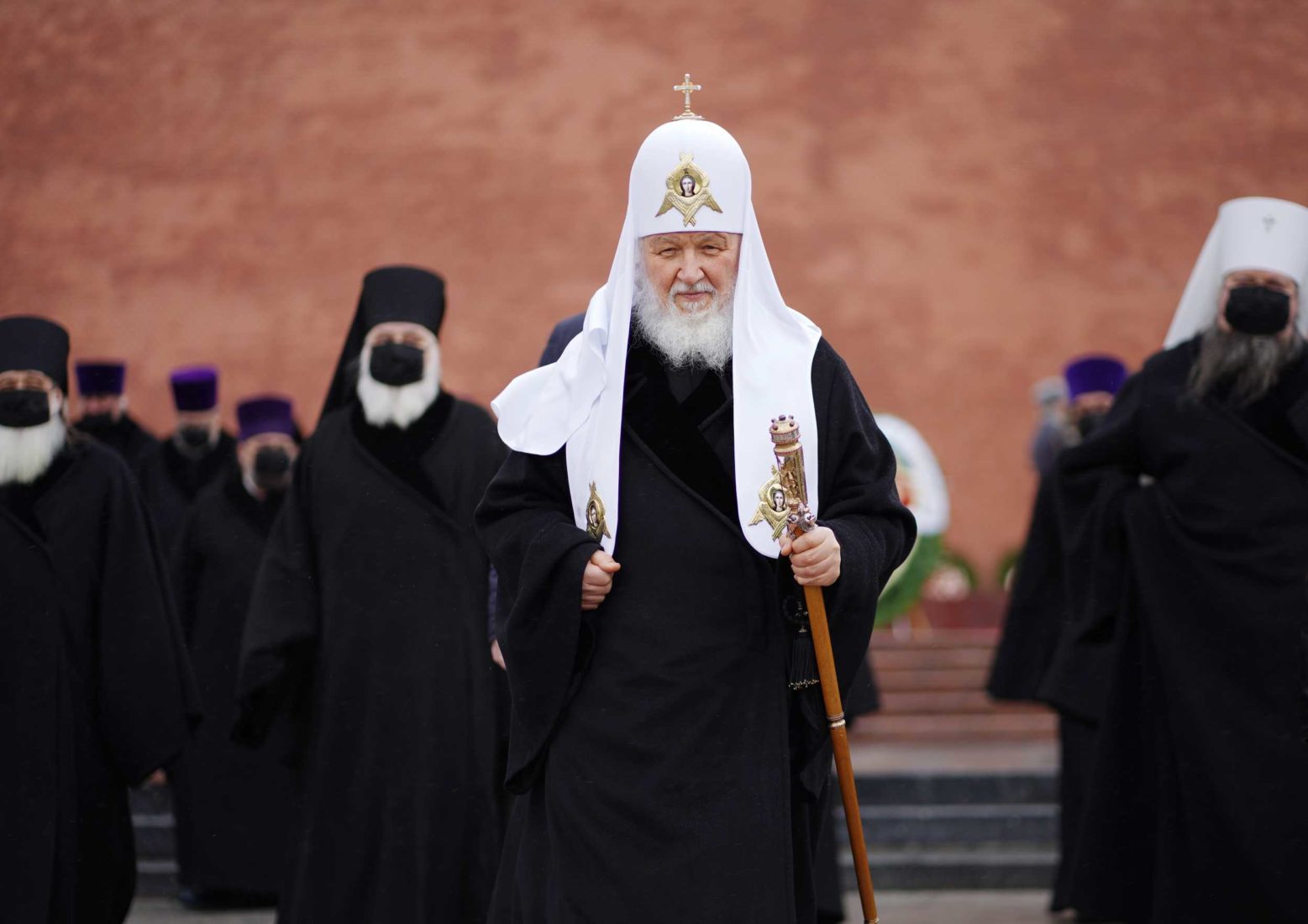 Патриарх Кирилл благословил на войну