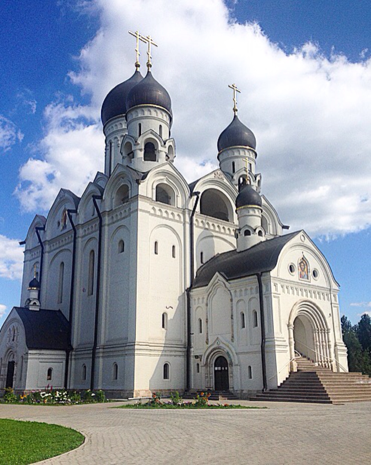 храм серафима саровского москва