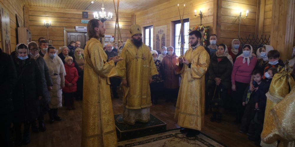 Архиепископ Егорьевский Матфей возглавил престольный праздник в храме блаженной Ксении Петербургской