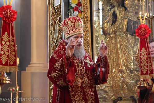 Епископ Домодедовский Иоанн, совершил Божественную литургию в храме Тихвинской иконы Божией Матери