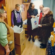 Оказание помощи перинатальным центрам, больницам,  домам-интернатам, матерям, находящимся в трудной жизненной ситуации, семьям Донбасса