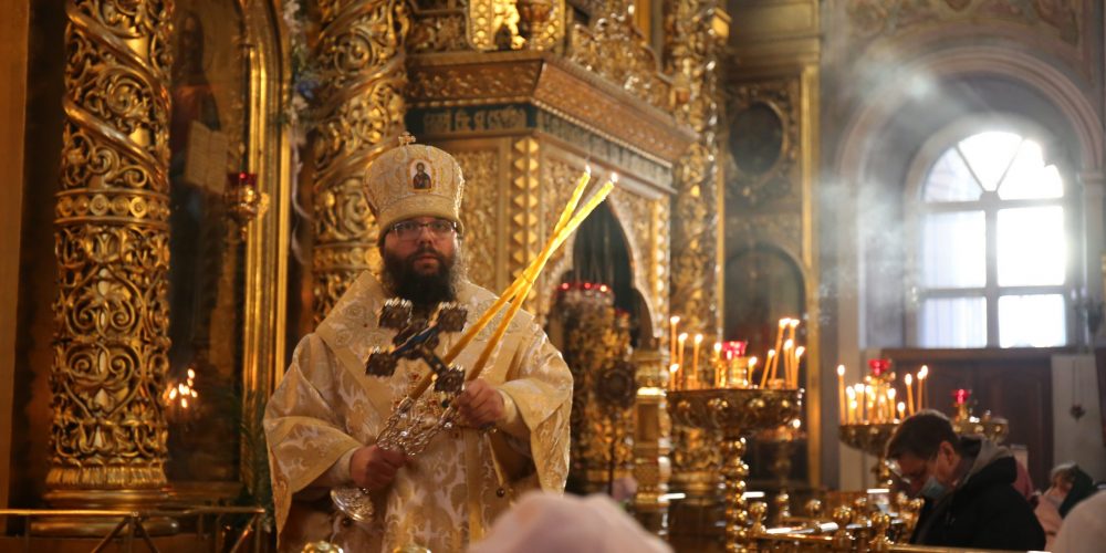 В праздник Крещения Господня архиепископ Егорьевский Матфей совершил Литургию в Кафедральном Богоявленском Соборе в Елохове