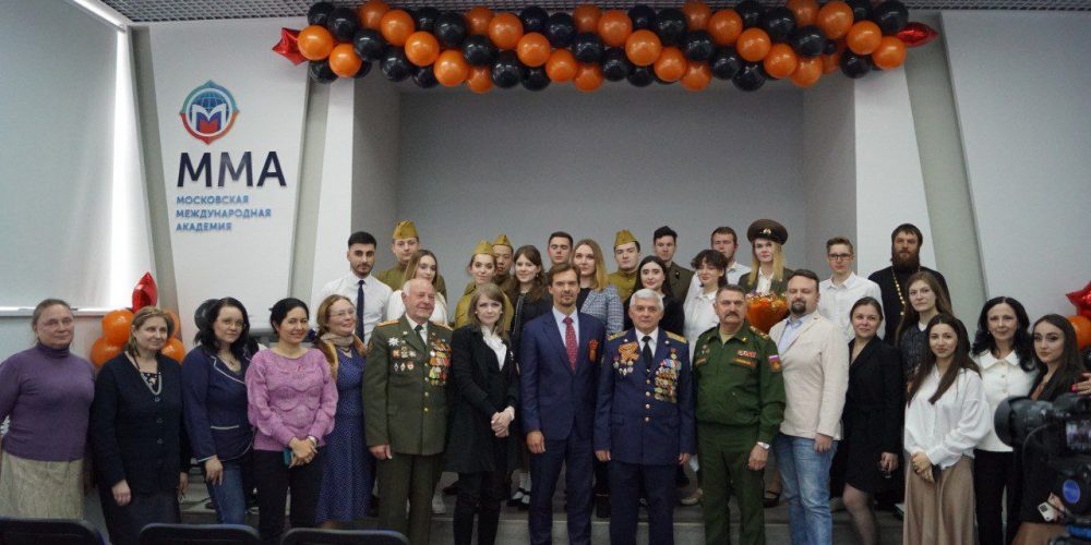 Иерей Иоанн Янушек посетил концерт в Московской Международной Академии посвященный Дню Победы