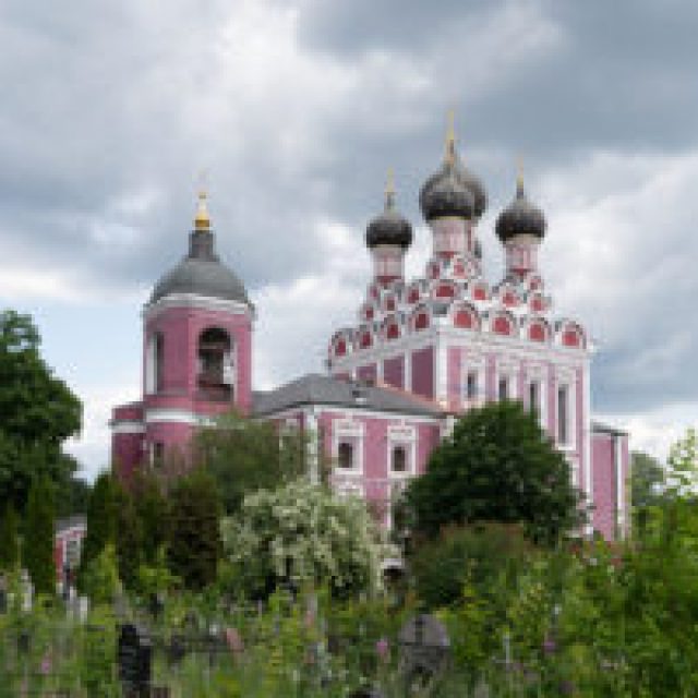 Храм Тихвинской иконы Божией Матери в Алексеевском отреставрируют