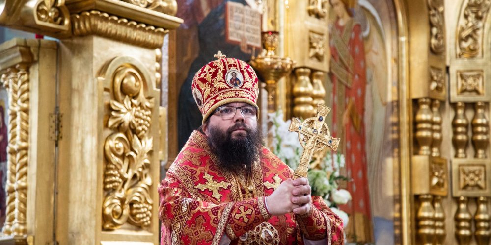 Архиепископ Егорьевский Матфей ответил на вопросы читателей газеты «Крестовский мост»