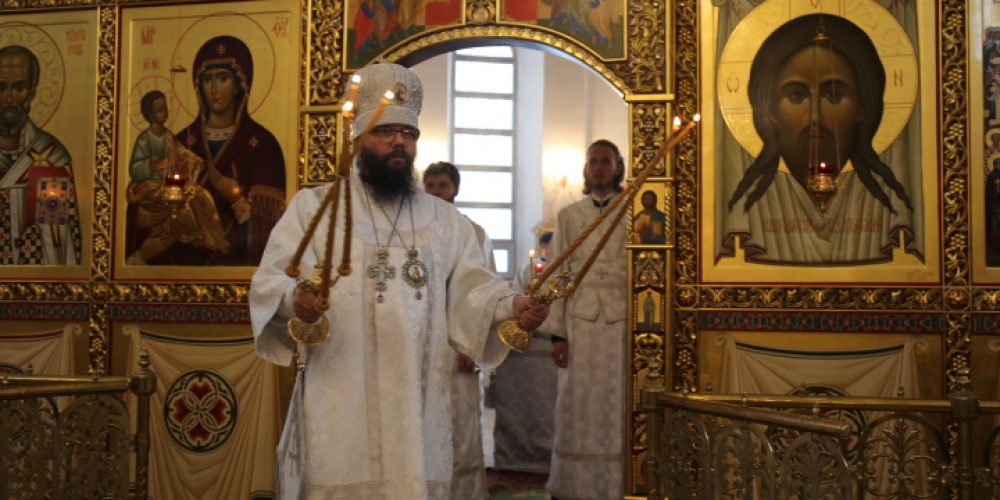 Архиепископ Матфей совершил Богослужение в храме Торжества Православия в Алтуфьеве