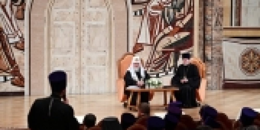 Состоялась встреча Святейшего Патриарха Кирилла с рукоположенными им священнослужителями