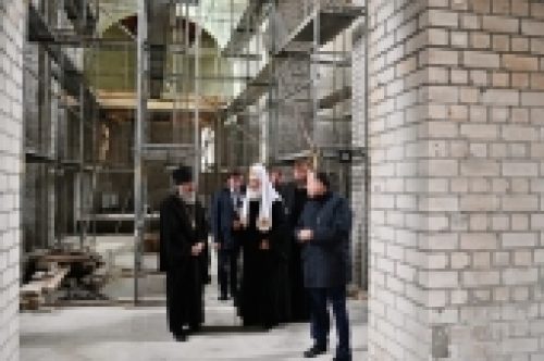 Святейший Патриарх Кирилл посетил строящийся храм равноапостольных Кирилла и Мефодия в Калининграде