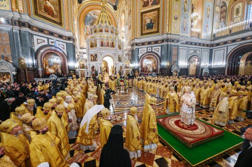 Архиепископ Матфей сослужил Святейшему Патриарху Кириллу в день его рождения
