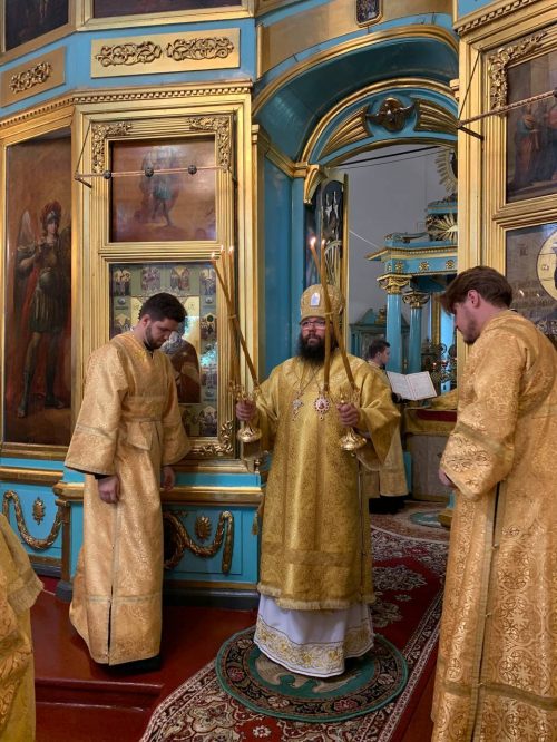 Архиерейское Богослужение в храме Владимирской иконы Божией Матери в Виноградове