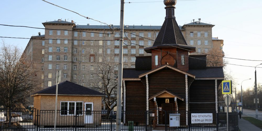 Архиепископ Егорьевский Матфей совершил объезд строящихся храмов