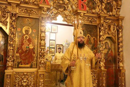 В день тезоименитства архиепископ Егорьевский Матфей совершил Литургию в храме Троицы Живоначальной в Усадьбе Свиблово