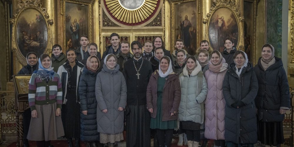 Молодежная литургия в храме святителя Мартина Исповедника в Алексеевской новой слободе