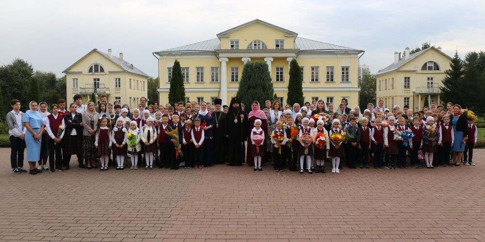 В православной школе имени преподобного Сергия Радонежского в усадьбе Свиблово начался учебный год
