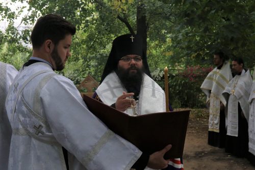 Архиепископ Егорьевский Матфей совершил панихиду по почившему архимандриту Сергию (Рыбко)