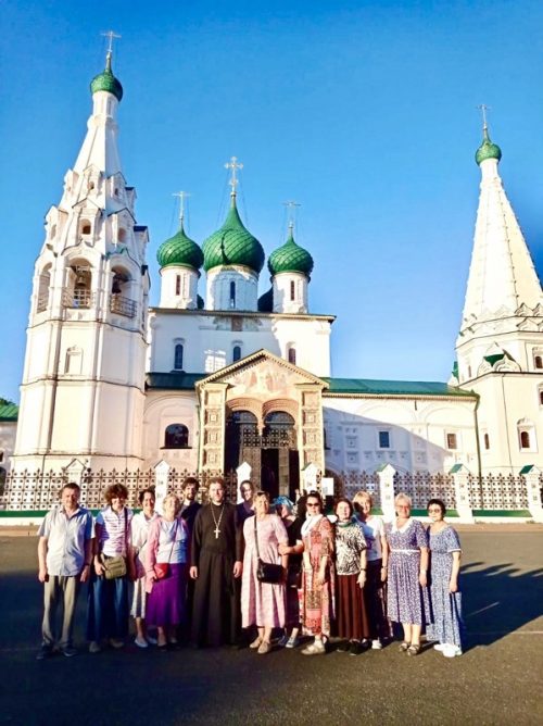 Паломническая поездка прихожан и молодежи храма святых мучеников Адриана и Наталии в Бабушкине
