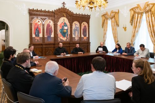 Архиепископ Егорьевский Матфей принял участие в совещании по вопросам строительства казанского храма в анадырском проезде в москве