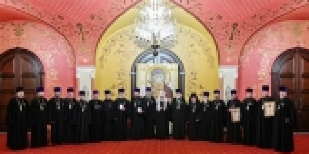Святейший Патриарх Кирилл вручил церковные награды духовенству Московской городской епархии
