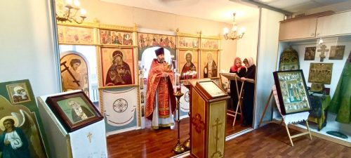 Во вторник Светлой седмицы была совершена Божественная литургия в институте Славянской Культуры