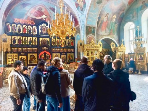 Участники группы дневного пребывания социального дома «Ярославский» посетили храм святых мучеников Адриана и Наталии в Бабушкине г. Москвы