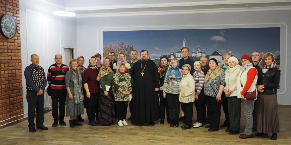 В храме Собора Московских Святых в Бибиреве состоялась экскурсия для людей с нарушением слуха