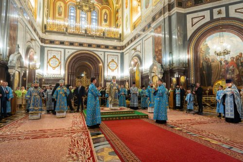 Митрополит Звенигородский Арсений сослужил Святейшему Патриарху Кириллу в канун праздника Успения Пресвятой Богородицы