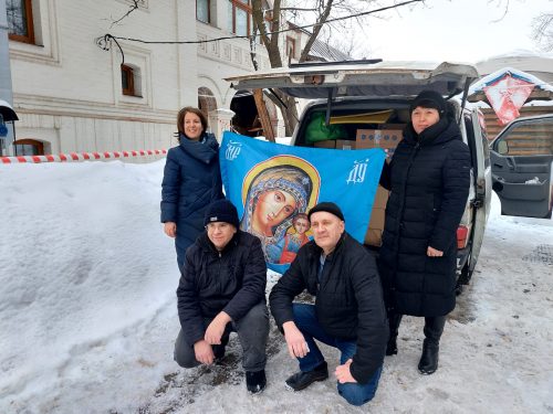 Прихожане храма преподобного Серафима Саровского в Раево передали гуманитарную помощь в зону СВО