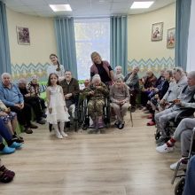 Прихожане храма Живоначальной Троицы, Патриаршего подворья в Усадьбе Свиблово г. Москвы, посетили социальное учреждение «Вторая молодость»