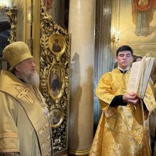 В день памяти святых отцов VII Вселенского Собора митрополит Александр совершил Литургию в храме Представительства Митрополичьего округа в Москве