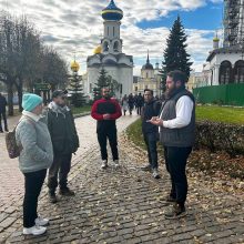 Молодежь храма святителя Николая Мирликийского в Отрадном совершили паломничество в Свято-Троицкую Сергиеву лавру