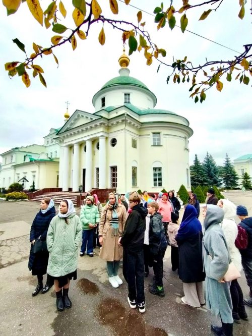 Прихожане Храма святых мучеников Адриана и Наталии в Бабушкине совершили поездку на Бутовский полигон и Екатерининскую пустынь