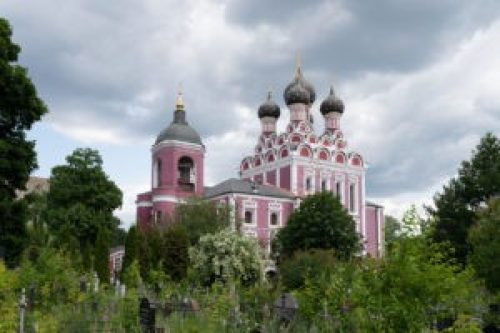 Храм Тихвинской иконы Божией Матери в Алексеевском отреставрируют