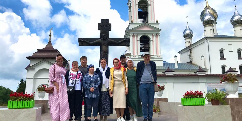 Паломническая поездка прихожан храма Усекновения главы святого Пророка Предтечи и Крестителя Господня Иоанна в пос. Северный