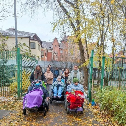 Подростки «Семейного клуба» при храме святых мучеников Адриана и Наталии в Бабушкине приняли участие в проекте «Сопричастие» 