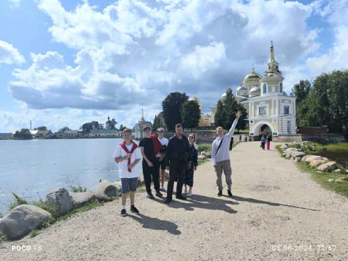 Молодежь храма Покрова Пресвятой Богородицы в Медведкове г. Москвы вновь устроила ежегодный выездной лагерь на Селигере