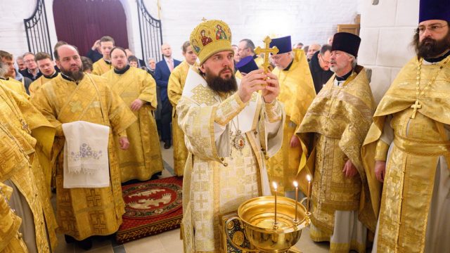 Чин малого освящения нижнего храма во имя святителя Тихона, Патриарха Московского и всея России, совершил митрополит Арсений