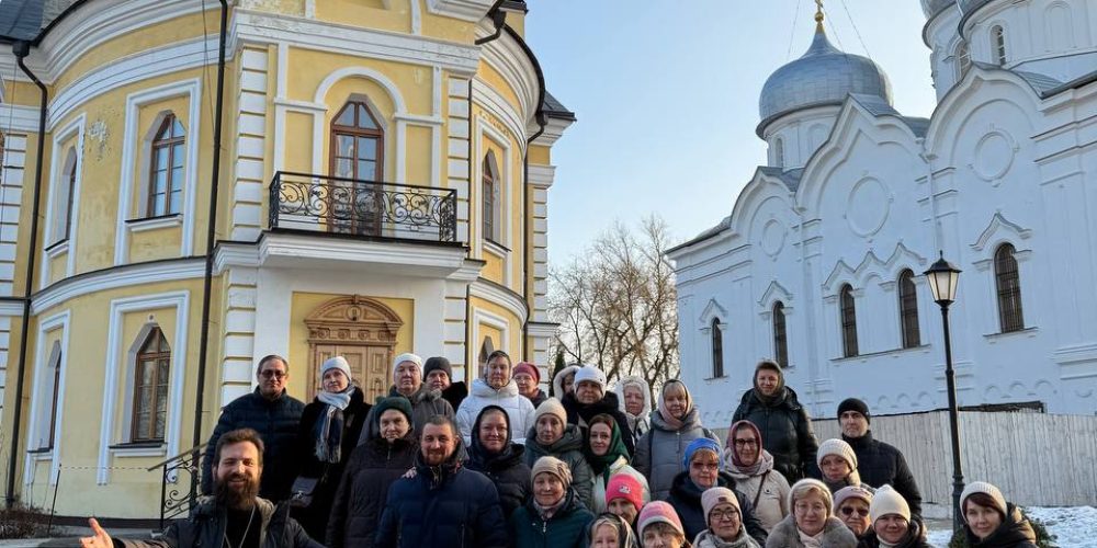 Прихожане храма Храм Положение Ризы Пресвятой Богородицы во Влахерне, что в Леонове совершили паломничество в Хотьково и окрестности Сергиев Посада