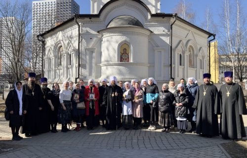 Митрополит Арсений встретился с сёстрами милосердия Сестричества Северо-Восточного Московского викариатства во имя преподобной Евфросинии Московской