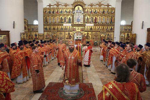 В храме Собора Московских Святых в Бибиреве состоялась соборная Литургия духовенства Северо-Восточного викариатства