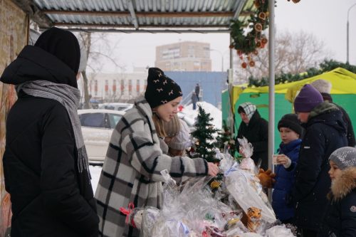 Состоялась благотворительная ярмарка организованная молодежью Северо-Восточного викариатства