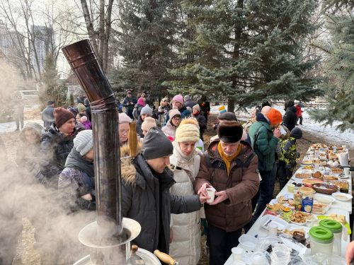 В храме Ризоположения в Леонове отпраздновали масленицу