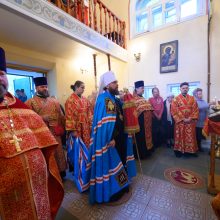 Митрополит Арсений совершил Литургию в храме Симеона Персидского на Пятницком кладбище