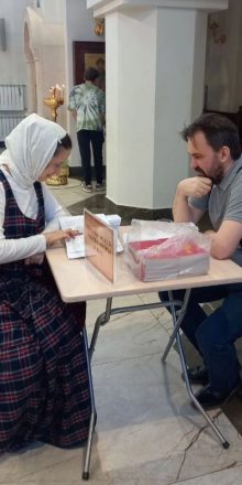 Пасхальная миссионерская акция в храме Казанской иконы Божией Матери в Лосиноостровской