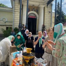 Благотворительная ярмарка в храме Живоначальной Троицы на Пятницком кладбище