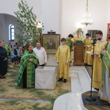 Выпускникам миссионерской школы храма иконы Божией Матери «Неопалимая Купина» в Отрадном вручили сертификаты