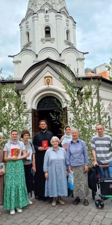 Миссионерская акция в День Святой Троицы храма святого благоверного князя Димитрия Донского в Раеве