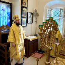 В Неделю 6-ю по Пятидесятнице митрополит Арсений совершил Литургию в храме Живоначальной Троицы в усадьбе Свиблово