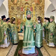 Духовенство викариатства и миряне поздравили митрополита Арсения с Днем тезоименитства