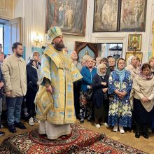 Митрополит Арсений возглавил Литургию в день престольного праздника храма Владимирской иконы Божией Матери в Виноградове