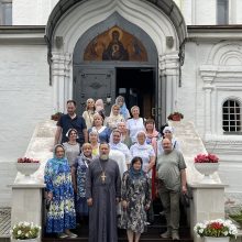 Прихожане храма Владимирской иконы Божией Матери в Виноградове совершили паломничество в город Дмитров